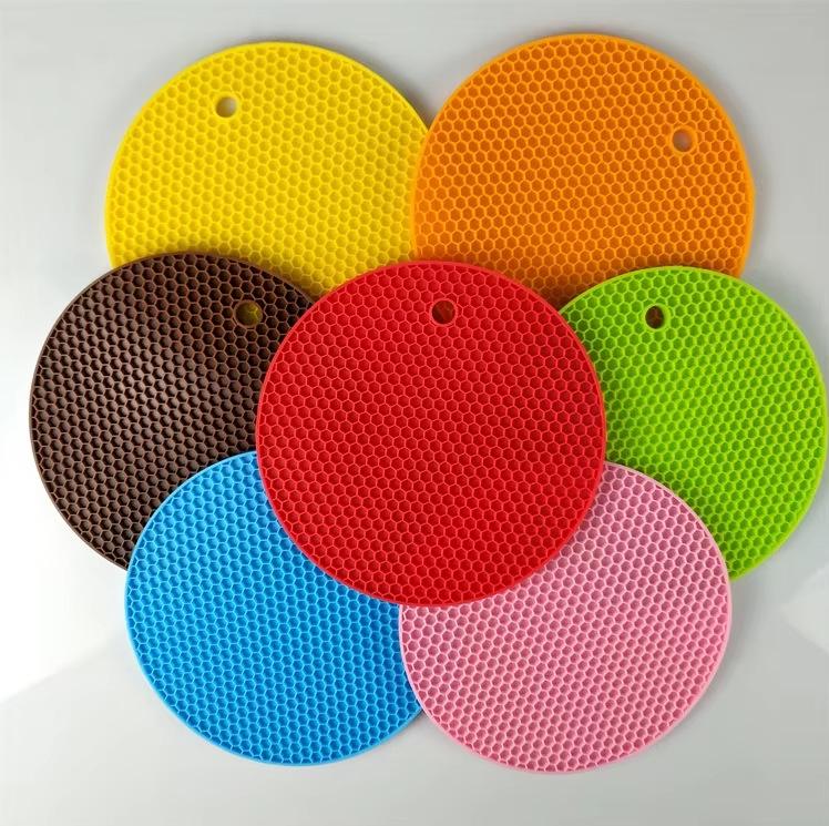 Silicone Honeycomb Heat-Resistant Non-Slip Pot & Cup Mat Small 34g-Diameter 14cm