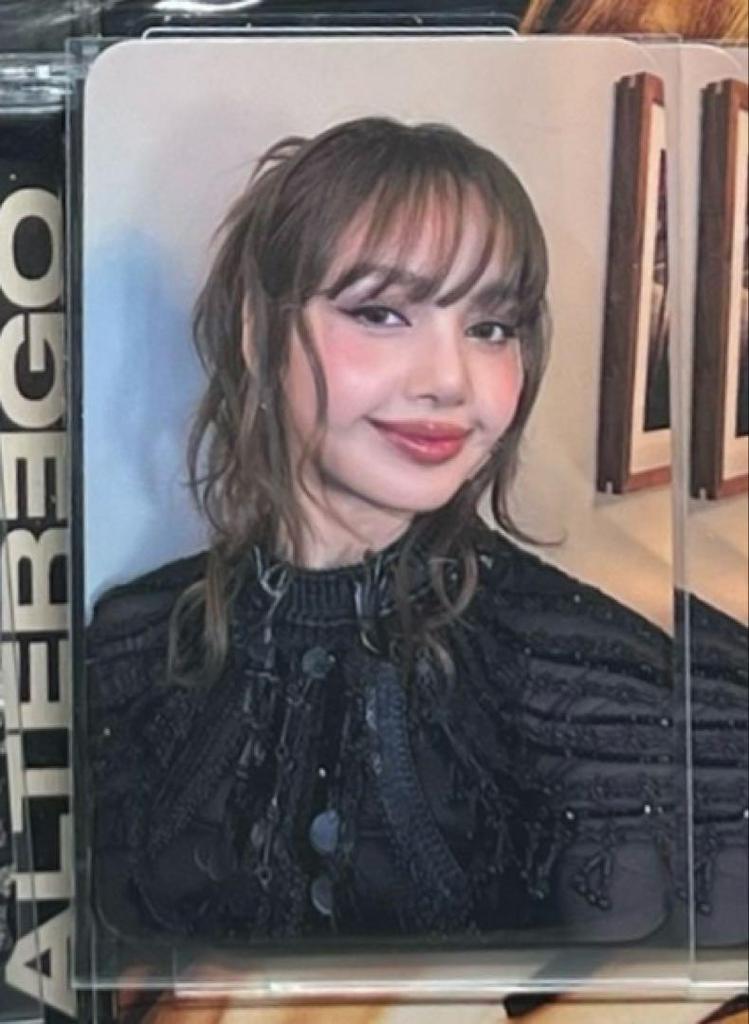 [USED] BLACKPINK Lisa Alter Ego DMM Autograph Session Limited Trading Card B