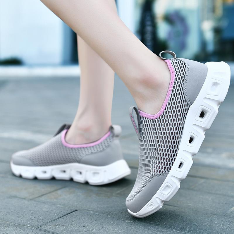 Frühlings-Mesh-Schuhe hohl atmungsaktiv große Größe Paar Reise Sport Mesh Laufschuhe