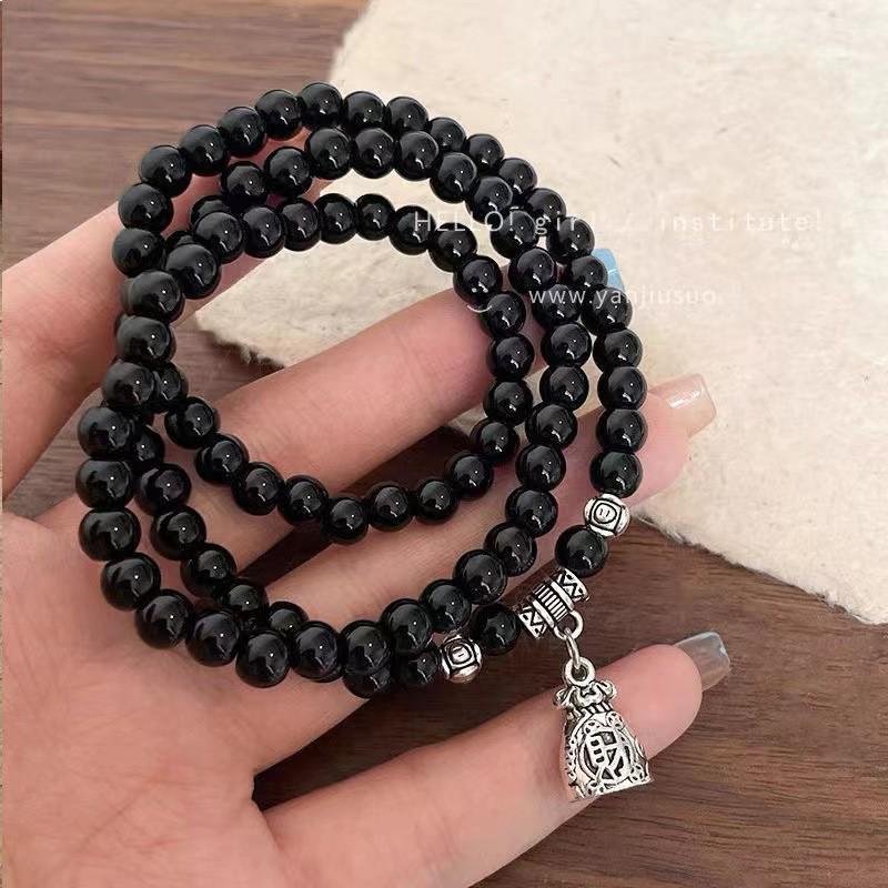 Trendy Beaded Bracelet: Summer Style for Chic Women and Ideal Gift for Girlfriends