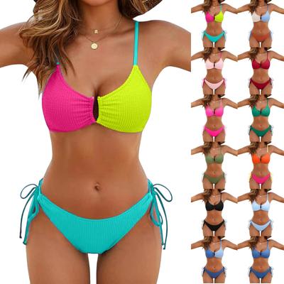 Maillot de bain deux pièces ajusté pour femme, tendance, avec blocs de couleurs, pour la plage