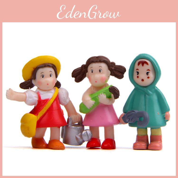 Totoro My Neighbor Anime Character Raincoat Holding Kettle Girl Model Ornament