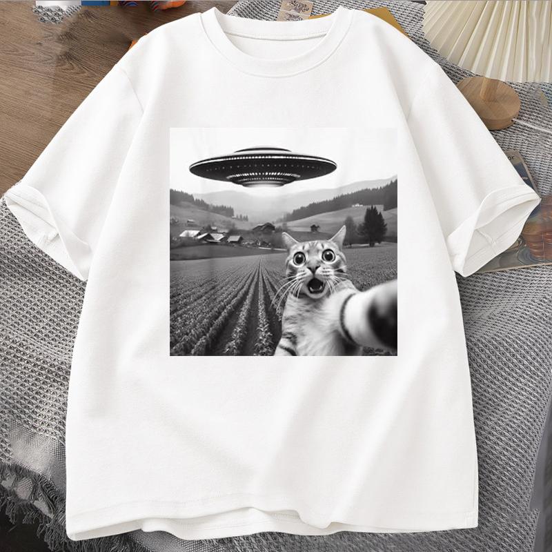 NEW BEST TO BUY Funny Duo Cats Selfie with UFOs Cat Lover Gift T-Shirt Summer Short Sleeve Fashion Cartoon Hip Hop Tees for Men