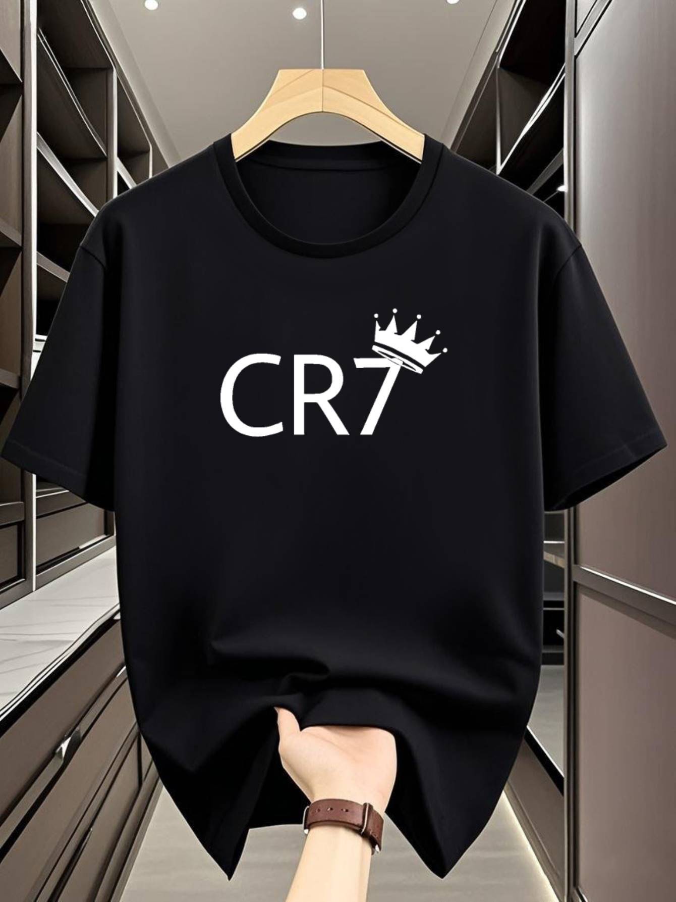 Casual Black T-shirt with Crown Graphic - CR7 Print L