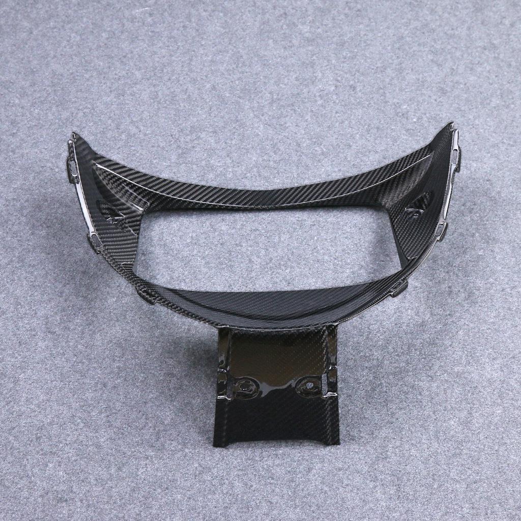 Suzuki Hayabusa GSX1300R Carbon Fiber V-Shaped Panel Accessory