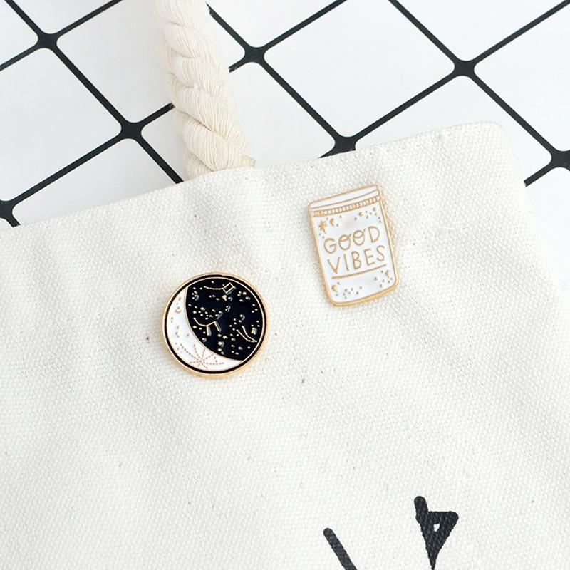 ExhilaraZ Brooches Pins Cute Black White Hugging Cat Enamel Brooch Pin Denim Jacket Collar Badge Gift