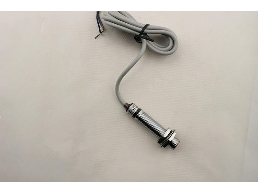 Huguang LJ8A1.5-NN2 Inductive Metal Proximity Sensor