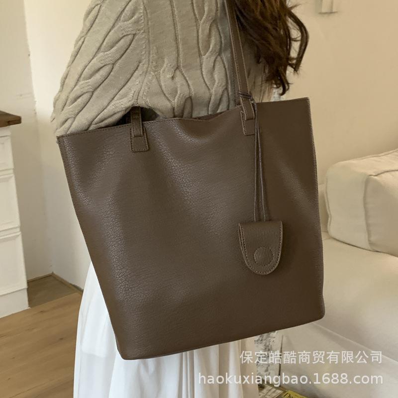 Large Capacity Bag Women's 2025 New Trendy High-end Light Luxury Niche Shoulder Bag Commuter Tote Bag Mother and Child Bag