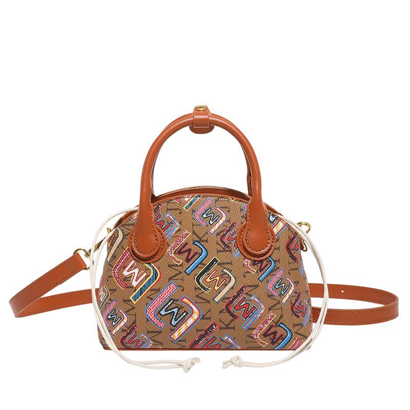 Korean Version of Chaoshi Women's Spring and Summer Messenger Bag Handbag Temperament Women's Bag Shoulder Bag Versatile Women's New Big Bag