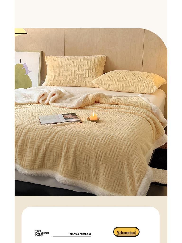 Tavalon Double-Layer Lamb's Wool Carved Blanket - Multifunctional Leisure Nap Cover