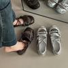 Calzado para mujer – Zapatillas