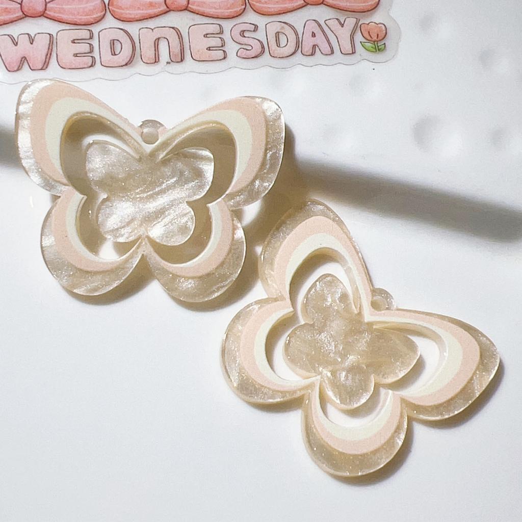 Hollow Butterfly Pendant Jewelry Making Pendant with Hole Decorative Acrylic Butterfly Charm Bracelet Making Bead DIY