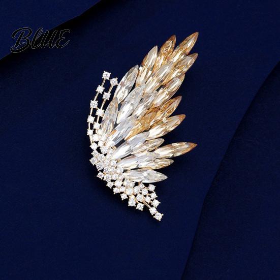 Brooch Accessory Butterfly Colored Diamonds Decor Durable Alloy Sparkling Wings