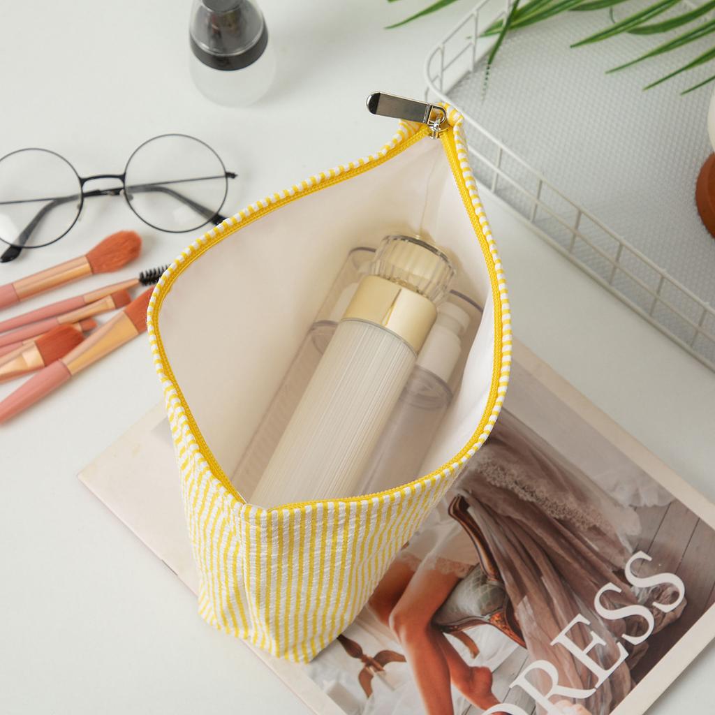 Bubble Gauze Makeup Bag Women Handbag Large Capacity Cosmetic Bag Toiletry Bag Embroidered Striped Makeup Pouch Travel Organizer