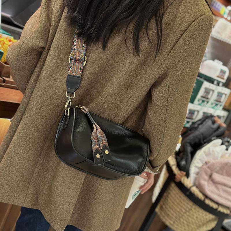 Retro Casual Leather Women'S Bag Simple Shoulder Messenger Bag Large Capacity First Layer Cowhide Wide Shoulder Strap Small Square Bag Women