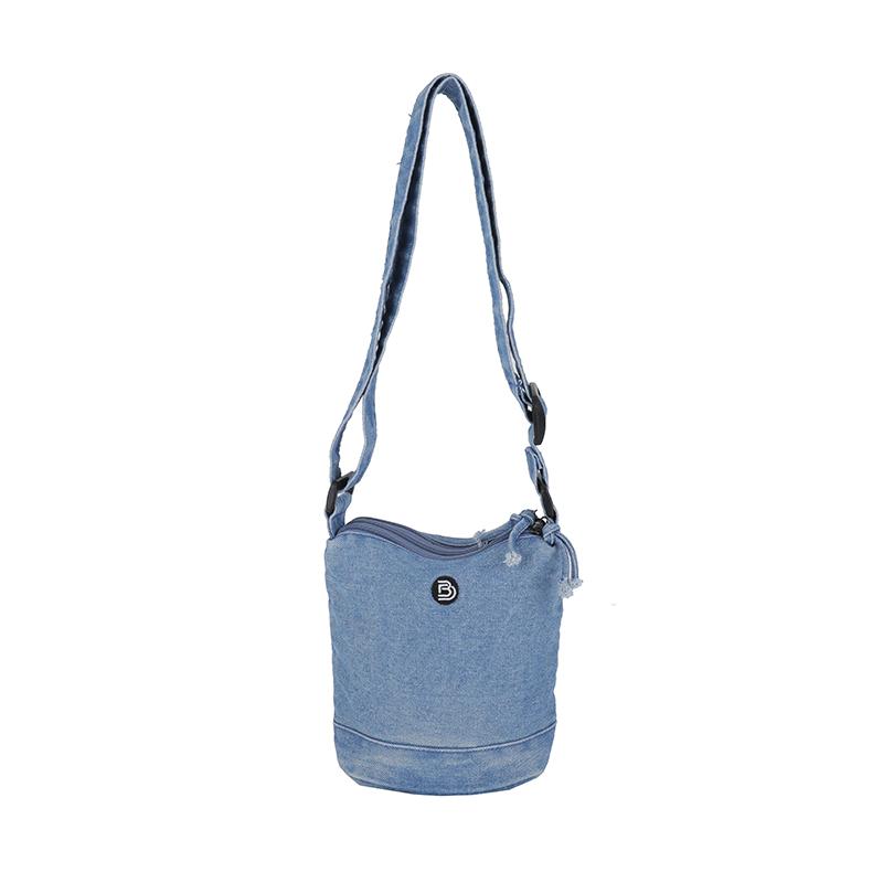 

Джинсовая сумка Студенческая наплечная сумка Женская сумка кроссбоди Сумка для мобильного телефона светло-синий