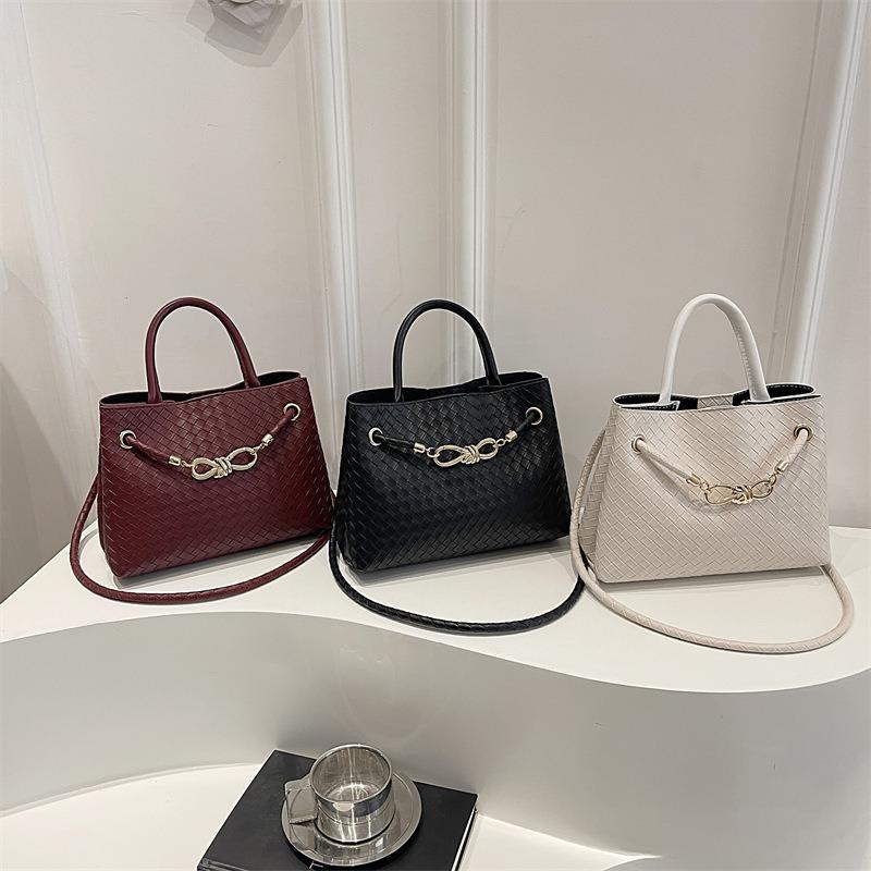 Fashion Casual Woven Texture Bag Women's Niche Simple Texture Handbag Shoulder Bag Crossbody Popular Women's Bag