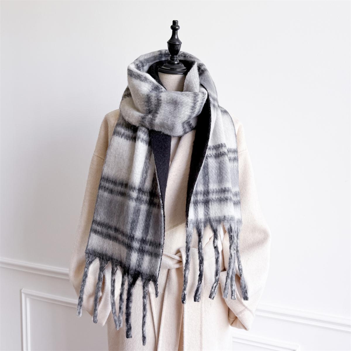 

23*180cm Stripe Plaid Fashion Designer Women Winter Scarf Luxury Thicken Warm Tassle Neckerchief Shawls Cashmere Wrap Pashmina 23x180cm