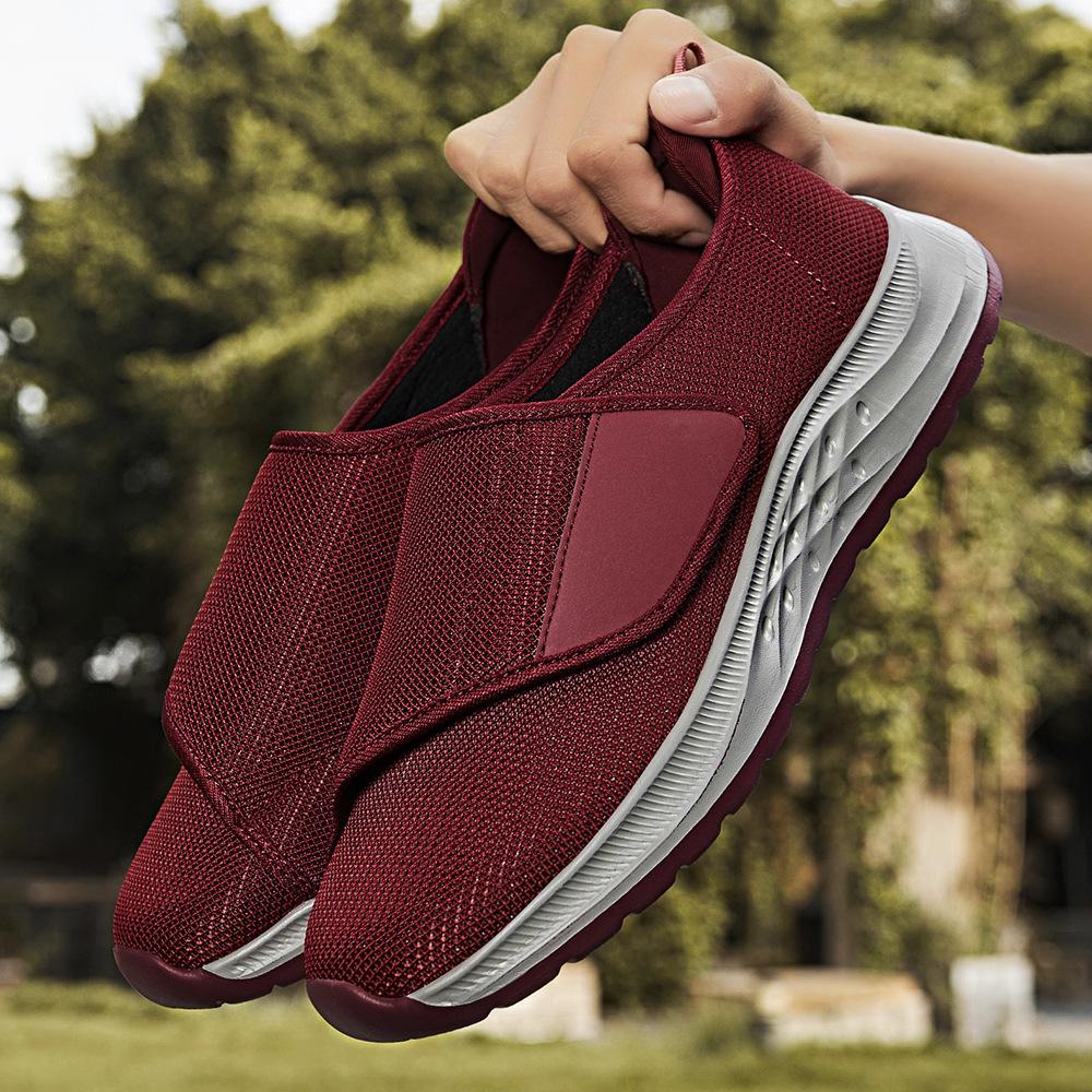 

Autumn wide-footed elderly shoes women s thumb valgus walking shoes men s big foot shoes middle-aged and elderly mother shoes A112 46