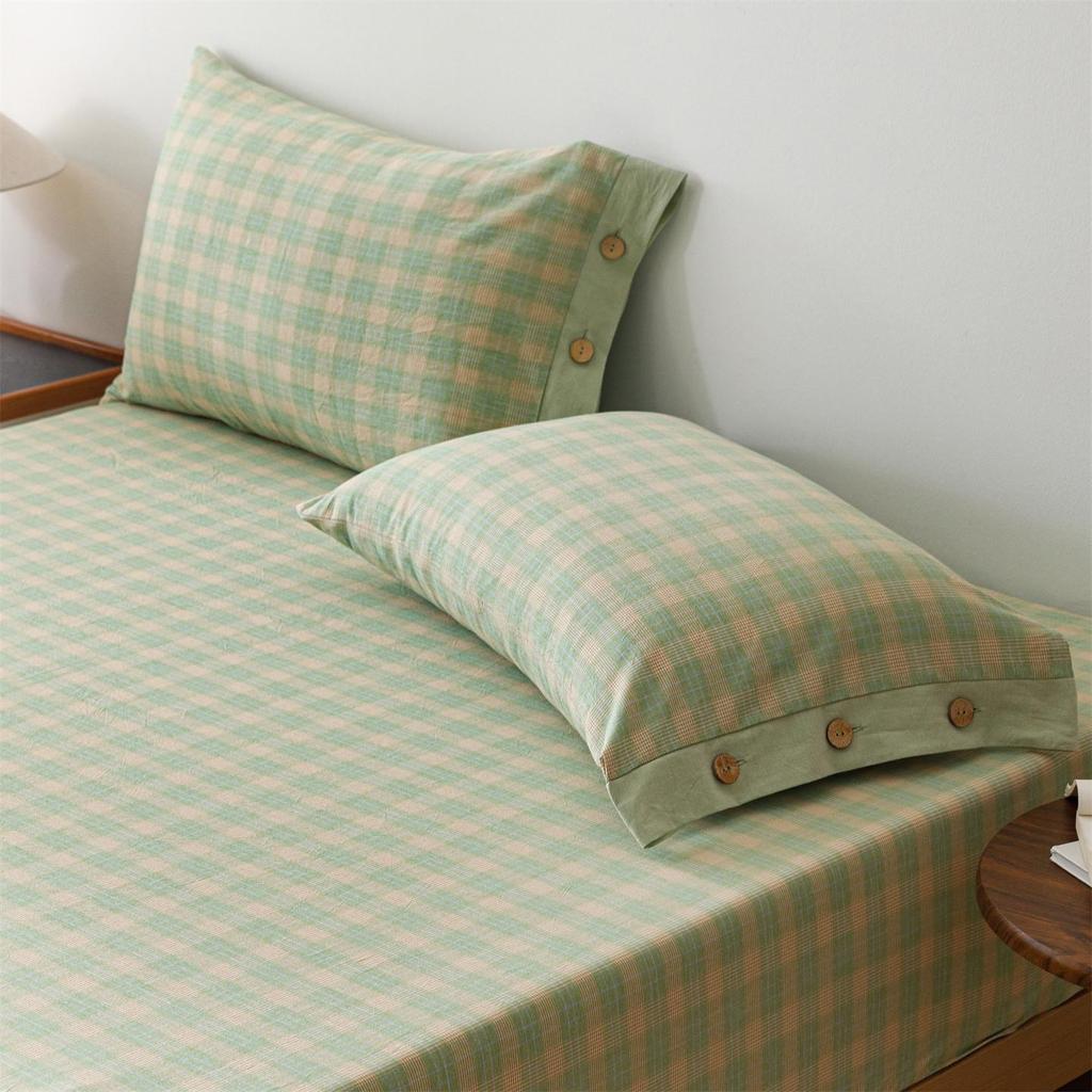 Cotton Fitted Sheet: Soft, Skin-Friendly, Moisture-Absorbing, Sweat-Wicking, Machine Washable Mattress Protector