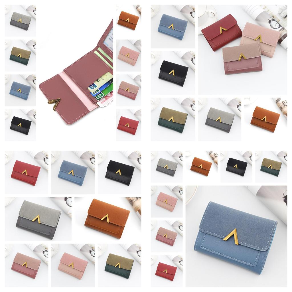 Stilvolle Damen-Kurzbörse mit großem Fassungsvermögen und mehreren Fächern, in Bonbonfarbe und aus weichem PU-Leder