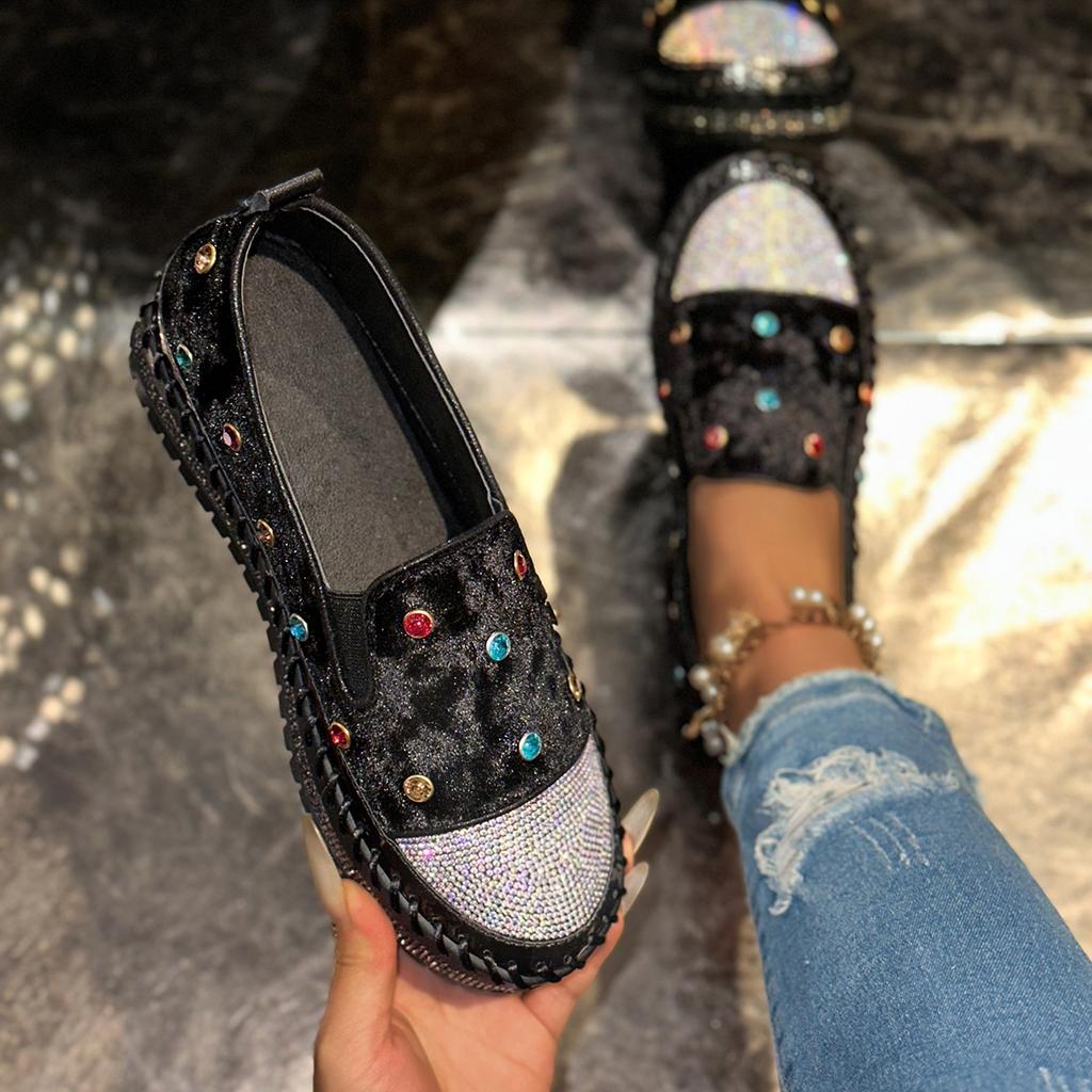 Women Sneakers Casual Large Size Slip-On Diamond Fashion Loafers Trendy Flat Shoes Women Comfortable Rubber Sole Sneakers Women