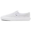 Slip On Abrasion Resistant Low Top Skateboard Shoes Unisex White VN000BVZJVY