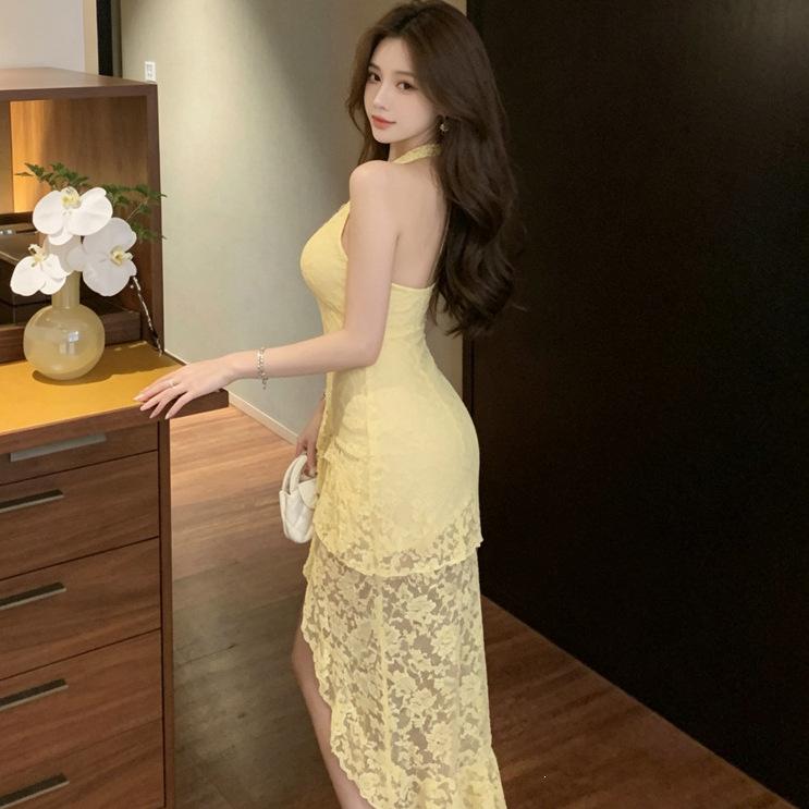 Yellow lace off-the-shoulder halter neck dress for women, small man, high-end sense, summer vacation irregular medium and long dress