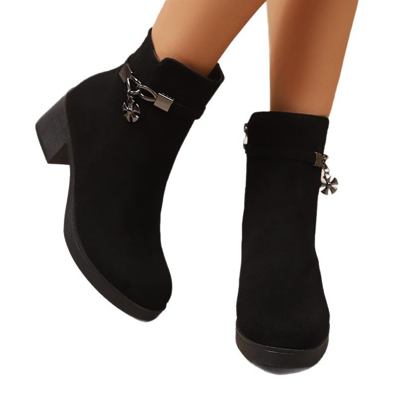 Plus Size Medium Heel Boots 2025 Winter New Thick Heel Suede British Style Metal Chain Martin Boots Women