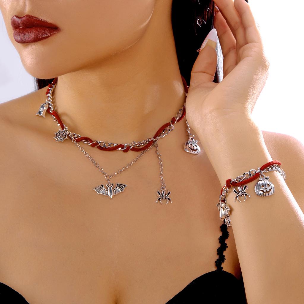 Vintage Punk Spider Bat Pumpkin Tassel Chain Necklace for Women Red Woven Rope Metal Choker Cosplay Party Halloween Jewelry Gift