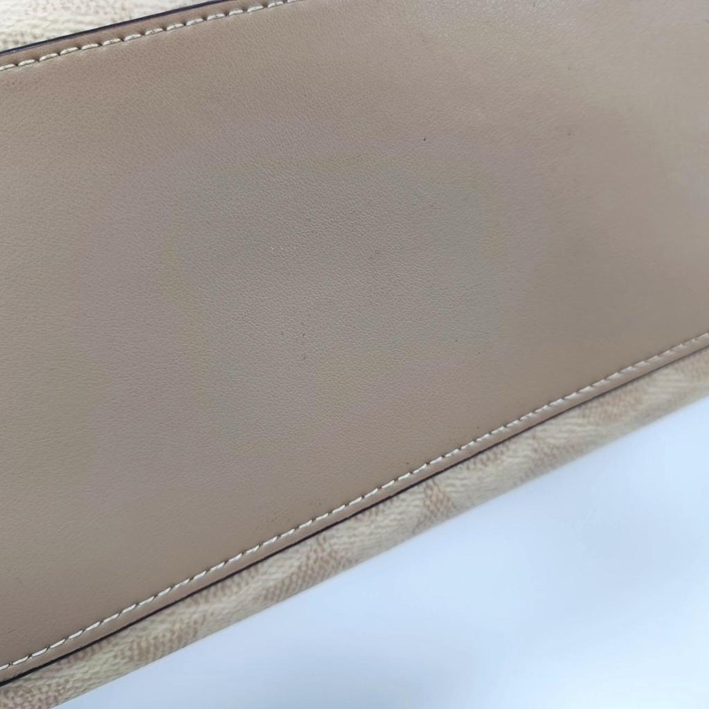[Pre-Owned] Laurel 31 Removable Shoulder Strap Zipper Closure Coated Canvas Crossbody Shoulder Tote Bag Large - Excellent #1VVWT75