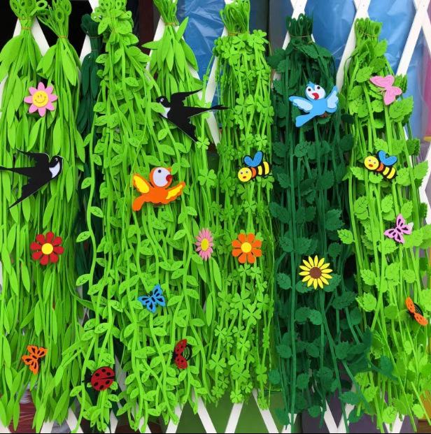 Kindergarten Classroom Non-woven Animals & Flowers Window Decoration for Children's Day