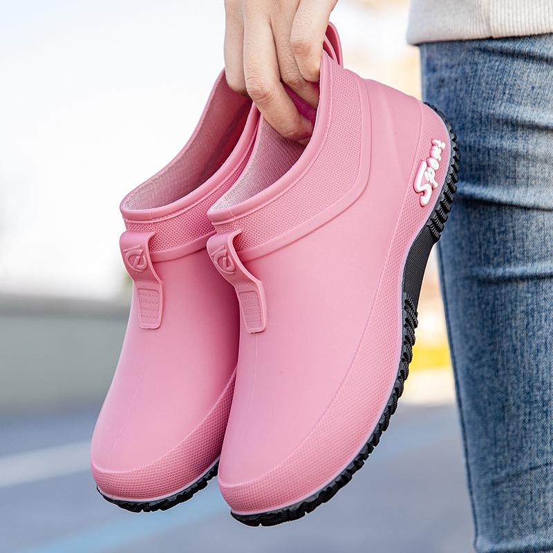 Women's Waterproof Non-Slip Low-Top Rain Boots, Thick-Soled Wear-Resistant Rubber Shoes for Camping & Kitchen.