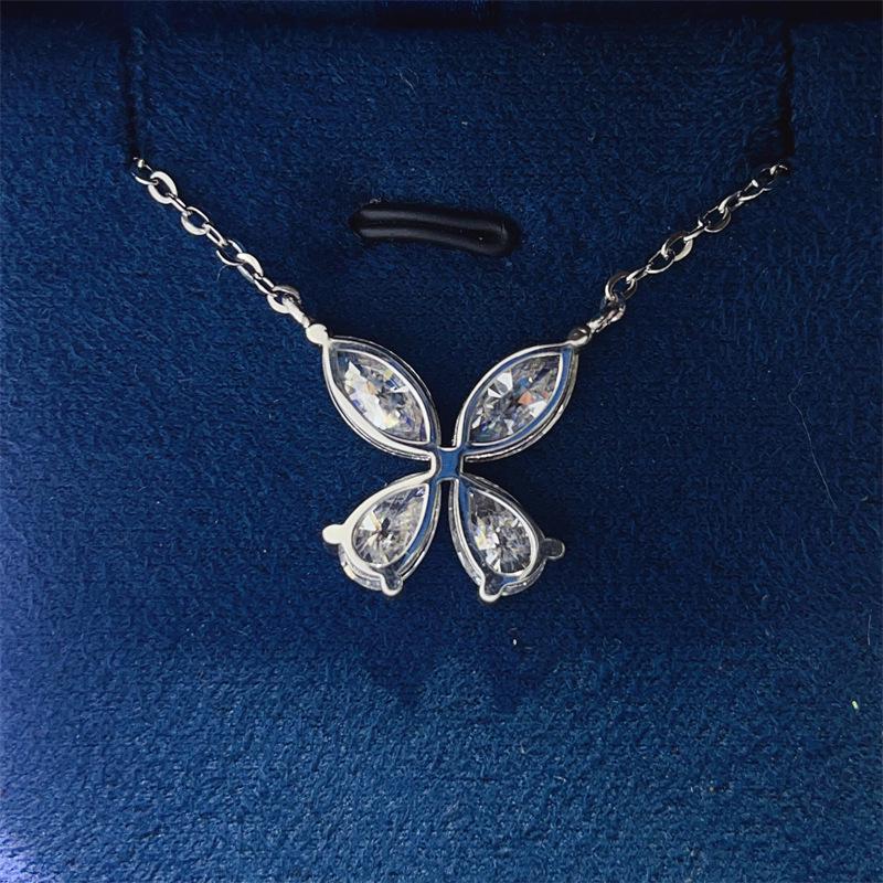 4 Carat D Color Moissanite Four-Leaf Clover Pendant Necklace for Women - Versatile Jewelry for Evening Gown or Wedding Dress