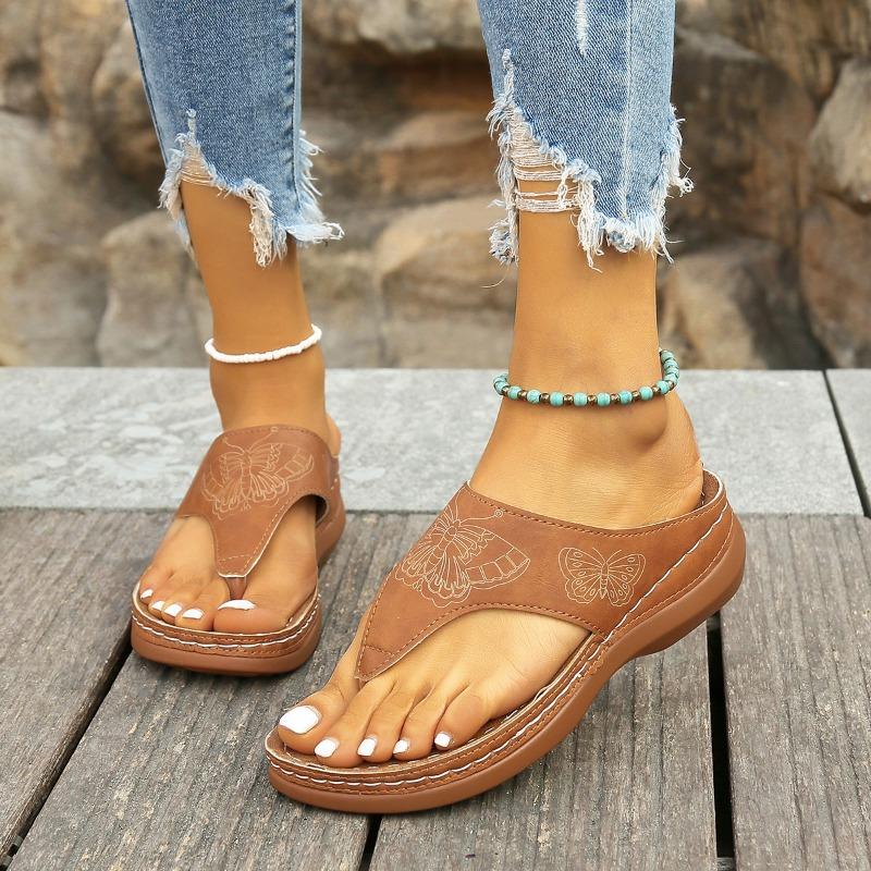 Summer large size toe wear beach sandals flat bottom thick bottom slope heel slippers women