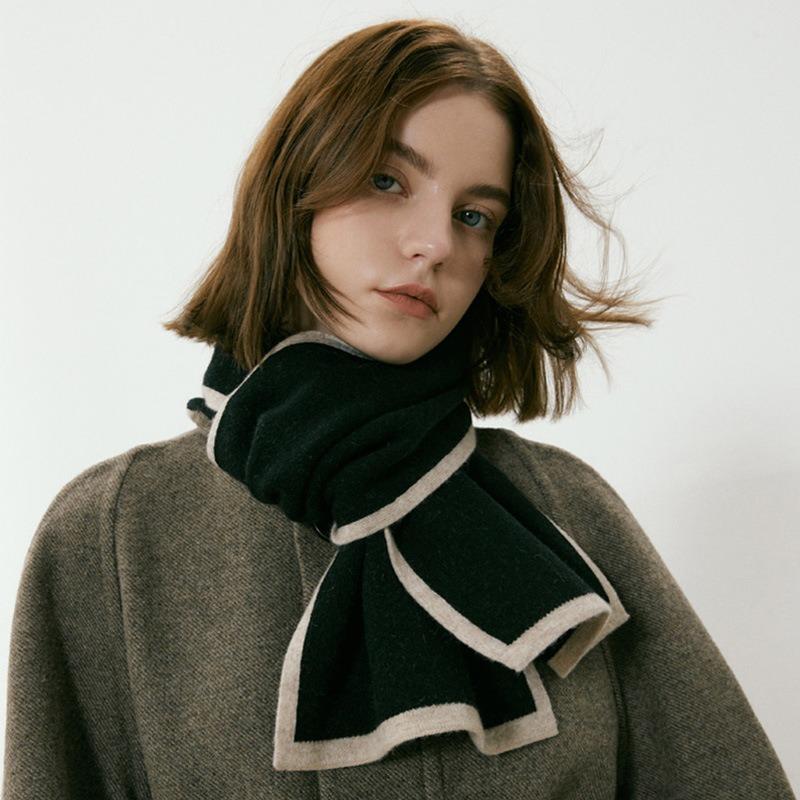 Designer Style High-end Color Matching Knitted Warm Scarf Women's Winter with Soft Small Scarf Temperament Style