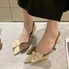 Damen-High-Heels in verschiedenen Farben mit Fliege und schmalem Absatz und spitzer Zehenpartie