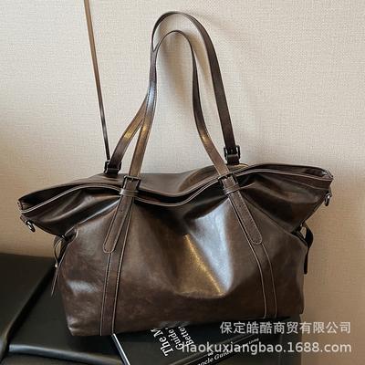 Retro Bag Women's Large Capacity 2025 New Autumn and Winter Versatile Casual Shoulder Messenger Bag Texture Commuter Tote Bag