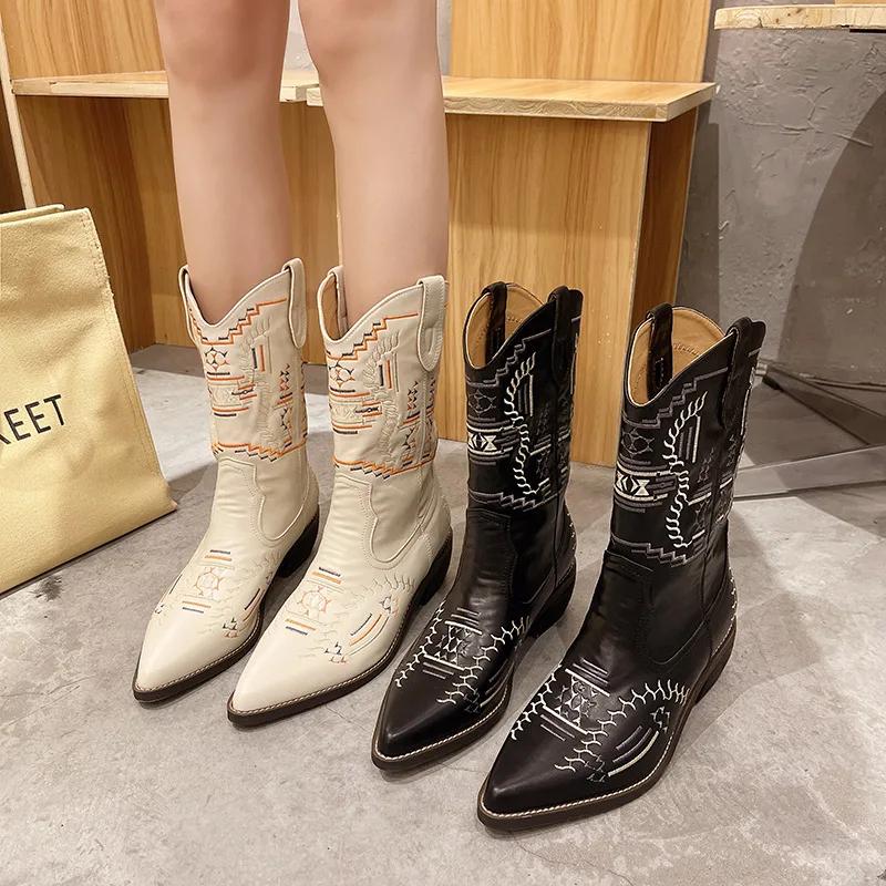 2024 British Middle Heel Pointed Boots Women Embroidery Retro Mid-calf Knight Boots Casual Western Cowboy Botas Versatile Shoes