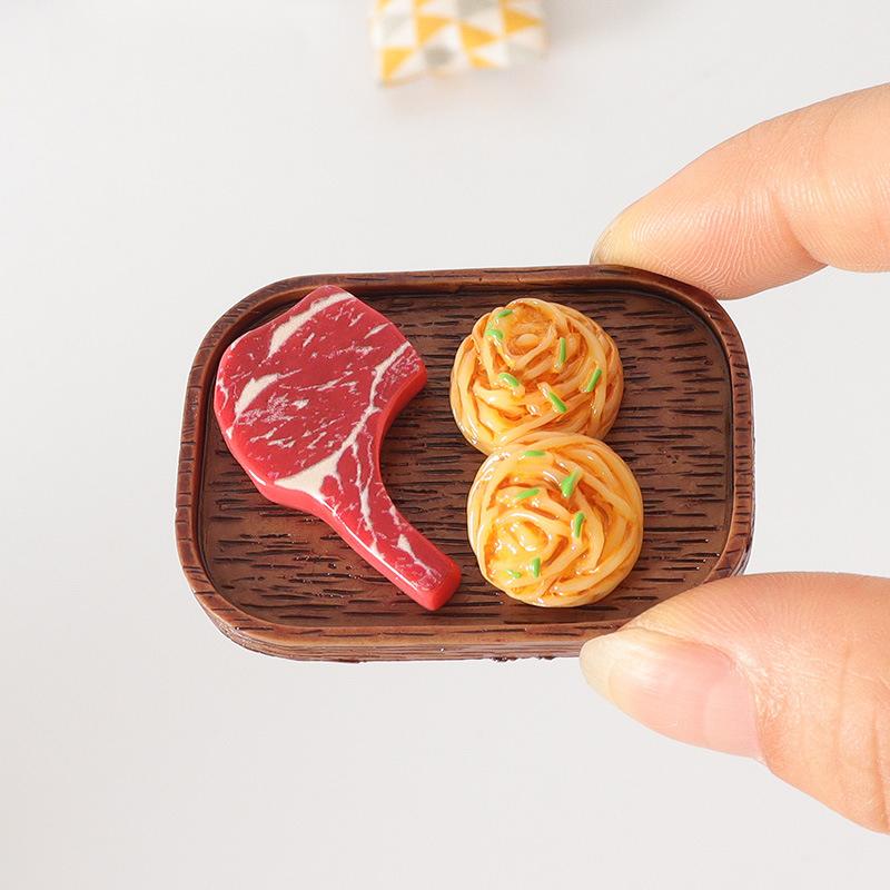 1Set Dollhouse Simulated Steak Red Wine Glass Pasta Kit Model Dollhouse Kitchen Food Decoration Toy Dolls House Accessoreis
