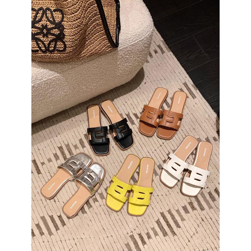 Comfortable shoes Hollow square head soft sole Versatile word beach outside slippers