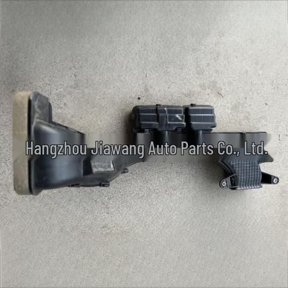 2019 Toyota RAV4 Rura dolotu powietrza 17751-F0130