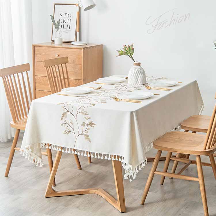 Nappe Brodée en Coton et Lin avec Pompons - Housse de Table Carrée Rectangulaire Ronde pour Table à Manger Table Basse Décoration de Maison