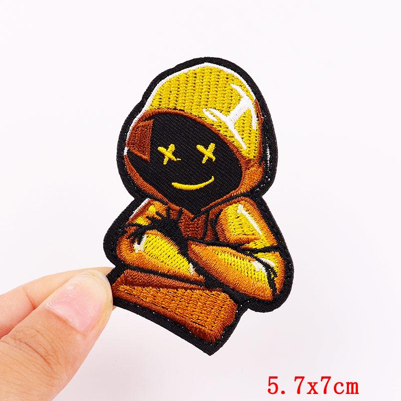 Skull Personality Punk Rock Embroidered DIY Iron On Patch Thermoadhesive Patches for Clothing Jeans Jacket Bag Badge Decoration