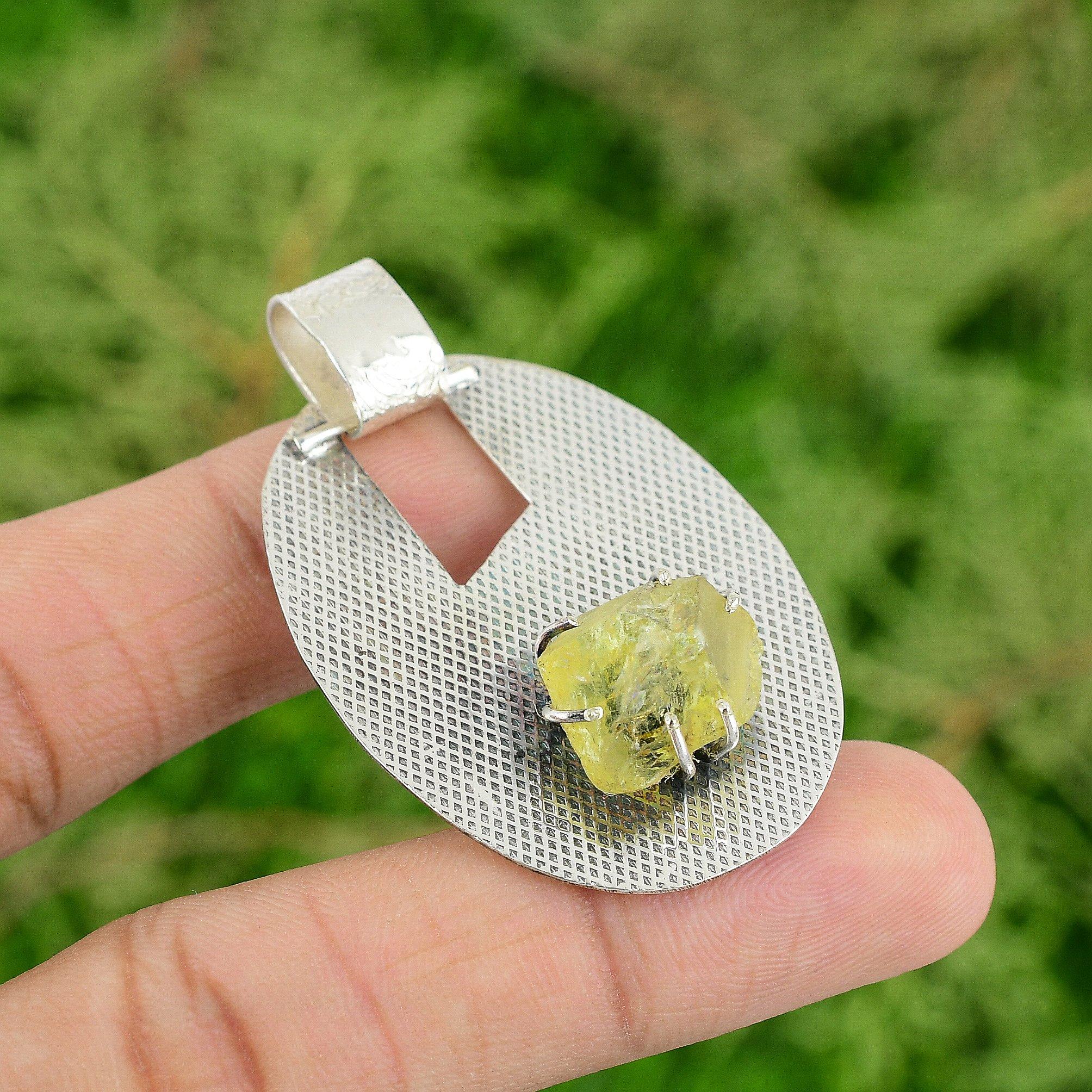 

Daughters Day Sale Sterling Silver Natural Lemon Topaz Rough New Pendant Jewelry