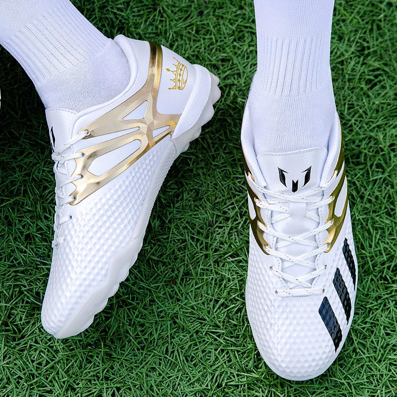 Unisexové tréninkové kopačky pro teenagery a mládež