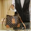 Bags New Women's Bags Crossbody Bags Portable Bucket Bags Autumn and Winter Large-capacity Fashionable Versatile Commuter Shoulder Bags