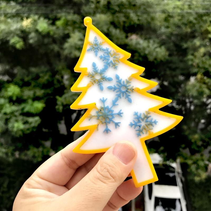 Shiny Glossy Christmas Tree Snowflake Ornaments Silicone Epoxy Resin Mold DIY Keychain Pendant for Valentine Gift