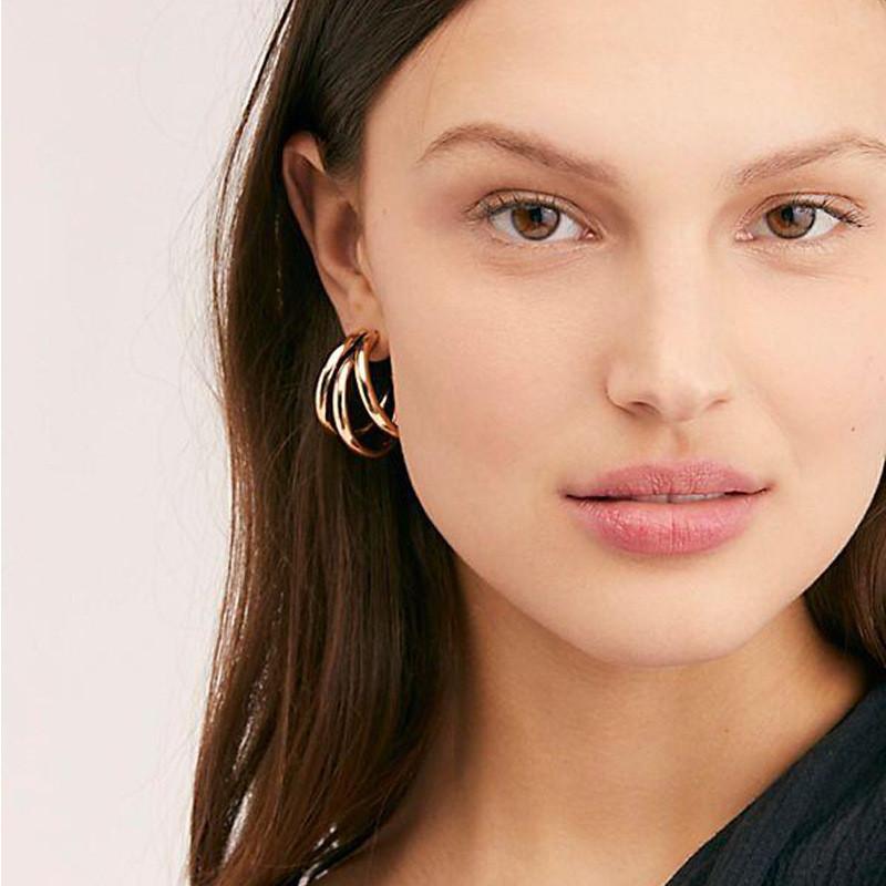 Popular Circle Asymmetrical Earrings For Women Modern Geometric Design Alloy