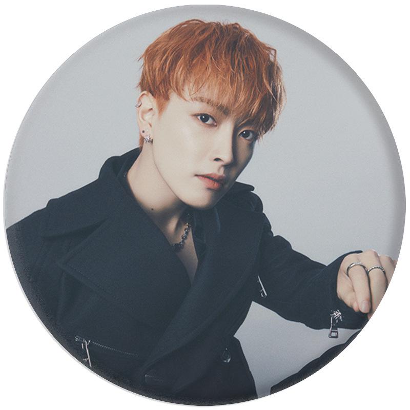 ATEEZ GOLDEN HOUR: Part.1 Badge Mirror Keychain and Pendant Badge. Badge